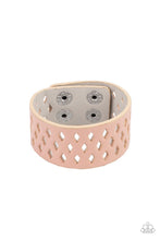 Load image into Gallery viewer, Paparazzi - Glamp Champ - Pink

