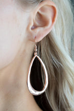 Load image into Gallery viewer, Paparazzi Accessories - ARTISAN Gallery - Rose Gold
