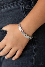 Load image into Gallery viewer, Paparazzi - Metro Metalsmith - Silver
