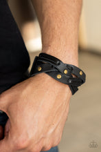 Load image into Gallery viewer, Paparazzi - Rugged Roundup - Brass
