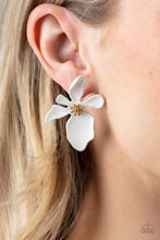 Load image into Gallery viewer, Paparazzi - Hawaiian Heiress - White
