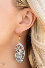 Load image into Gallery viewer, Paparazzi Accessories - High Tide Terrace - Silver
