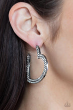 Load image into Gallery viewer, Paparazzi Accessories - AMORE to Love - Black

