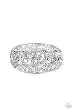 Load image into Gallery viewer, Paparazzi - Courtyard Couture - Silver
