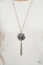 Load image into Gallery viewer, Paparazzi - Rosy Redux - Silver
