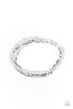 Load image into Gallery viewer, Paparazzi - Just a Spritz - Silver
