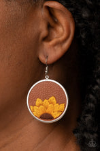 Load image into Gallery viewer, Paparazzi Accessories - Sun-Kissed Sunflowers - Brown
