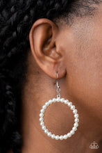 Load image into Gallery viewer, Paparazzi Accessories - Can I Get A Hallelujah - White
