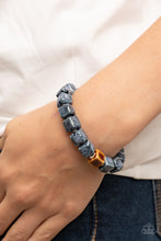 Load image into Gallery viewer, Paparazzi - Glaze Craze - Blue
