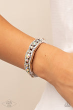 Load image into Gallery viewer, Paparazzi Accessories - Easy On The ICE - Multi
