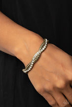 Load image into Gallery viewer, Paparazzi - Empire Envy - Brass
