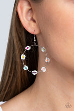 Load image into Gallery viewer, Paparazzi Accessories - Dainty Daisies - Multi
