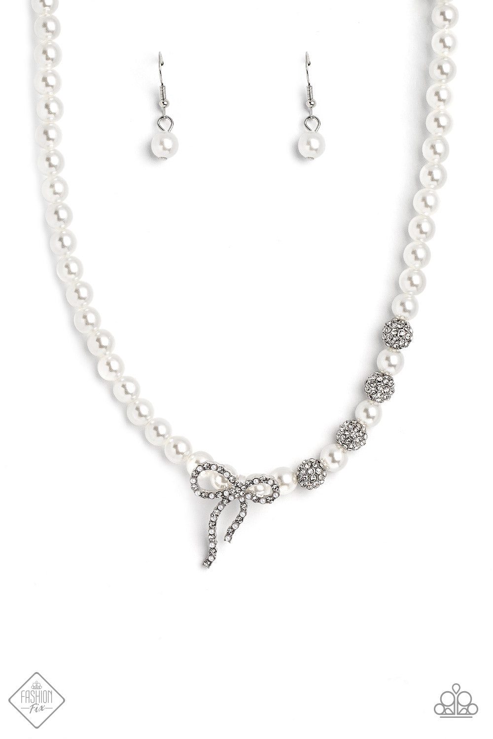 Paparazzi - Classy Cadenza - White