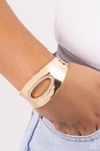 Load image into Gallery viewer, Paparazzi Accessories - Raised in Radiance - Gold

