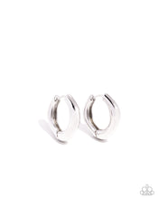 Load image into Gallery viewer, Paparazzi Accessories - Monochromatic Makeover - Silver
