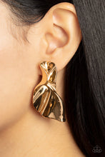 Load image into Gallery viewer, Paparazzi - METAL-Physical Mood - Gold
