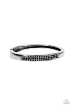 Load image into Gallery viewer, Paparazzi Accessories - Chart-Topping Twinkle - Black
