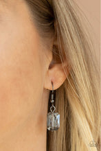 Load image into Gallery viewer, Paparazzi - Heard It On The HEIR-Waves - Black
