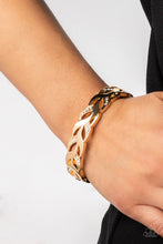 Load image into Gallery viewer, Paparazzi Accessories - Editor-in-LEAF - Gold
